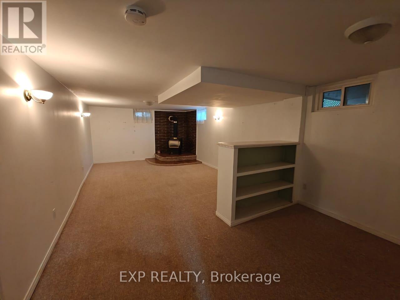 46 Croydon Drive, St. Catharines, Ontario  L2M 1J5 - Photo 7 - X12365845