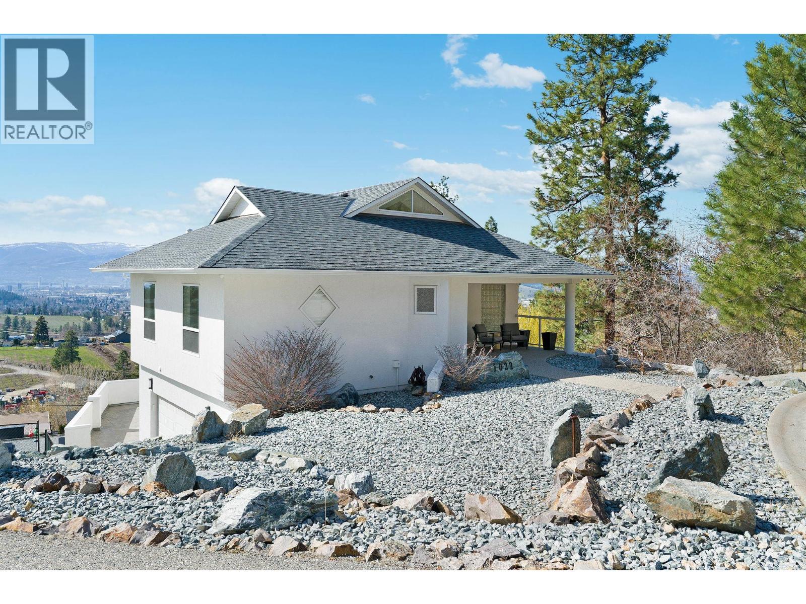 1022 James Hockey Place, Kelowna, British Columbia  V1X 7L2 - Photo 4 - 10361926