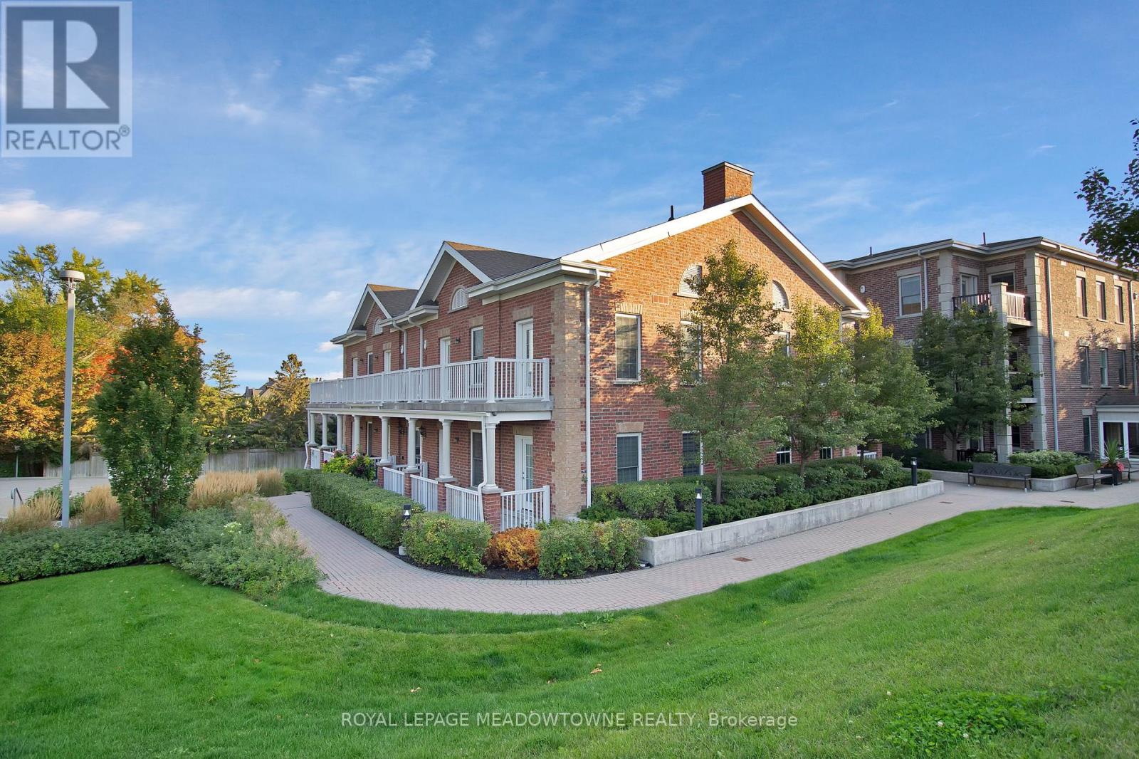 Property at 301 - 10360 ISLINGTON AVENUE image 3