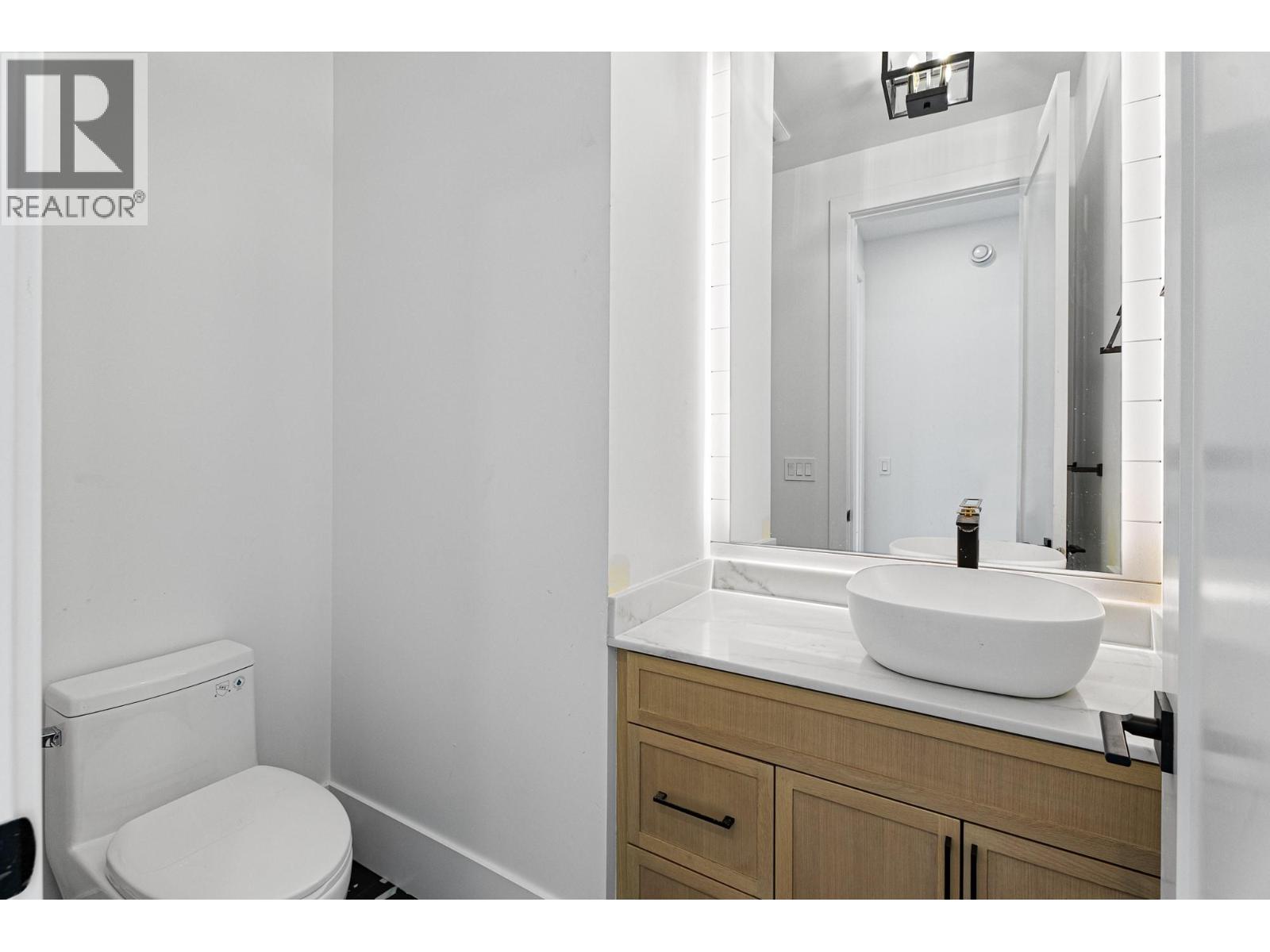 8928 Tavistock Road, Vernon, British Columbia  V1H 2L4 - Photo 53 - 10362563