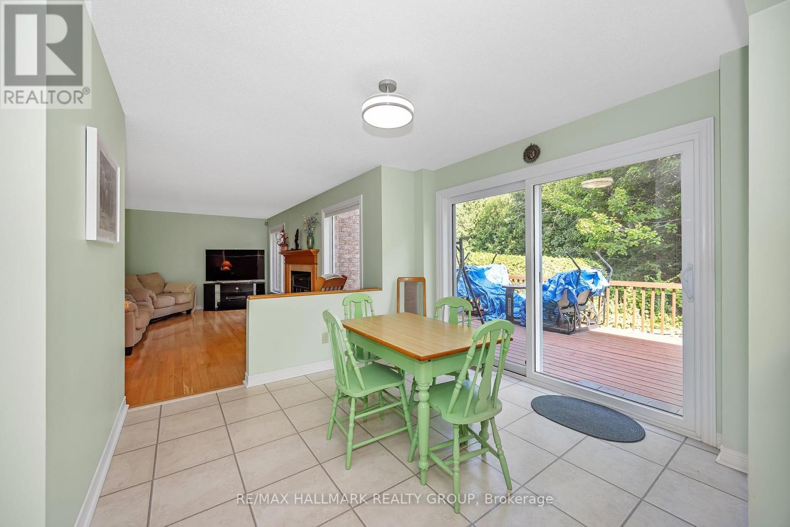 1725 Autumn Ridge Drive, Ottawa, Ontario  K1C 6Z1 - Photo 16 - X12395766
