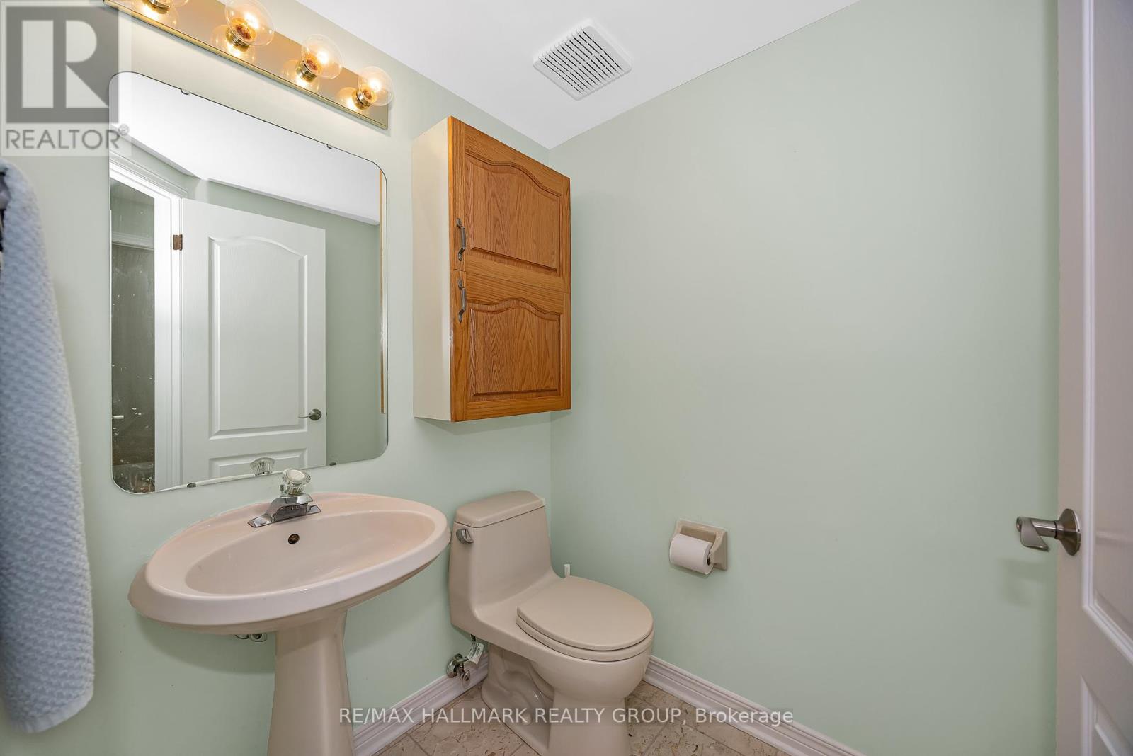 1725 Autumn Ridge Drive, Ottawa, Ontario  K1C 6Z1 - Photo 21 - X12395766