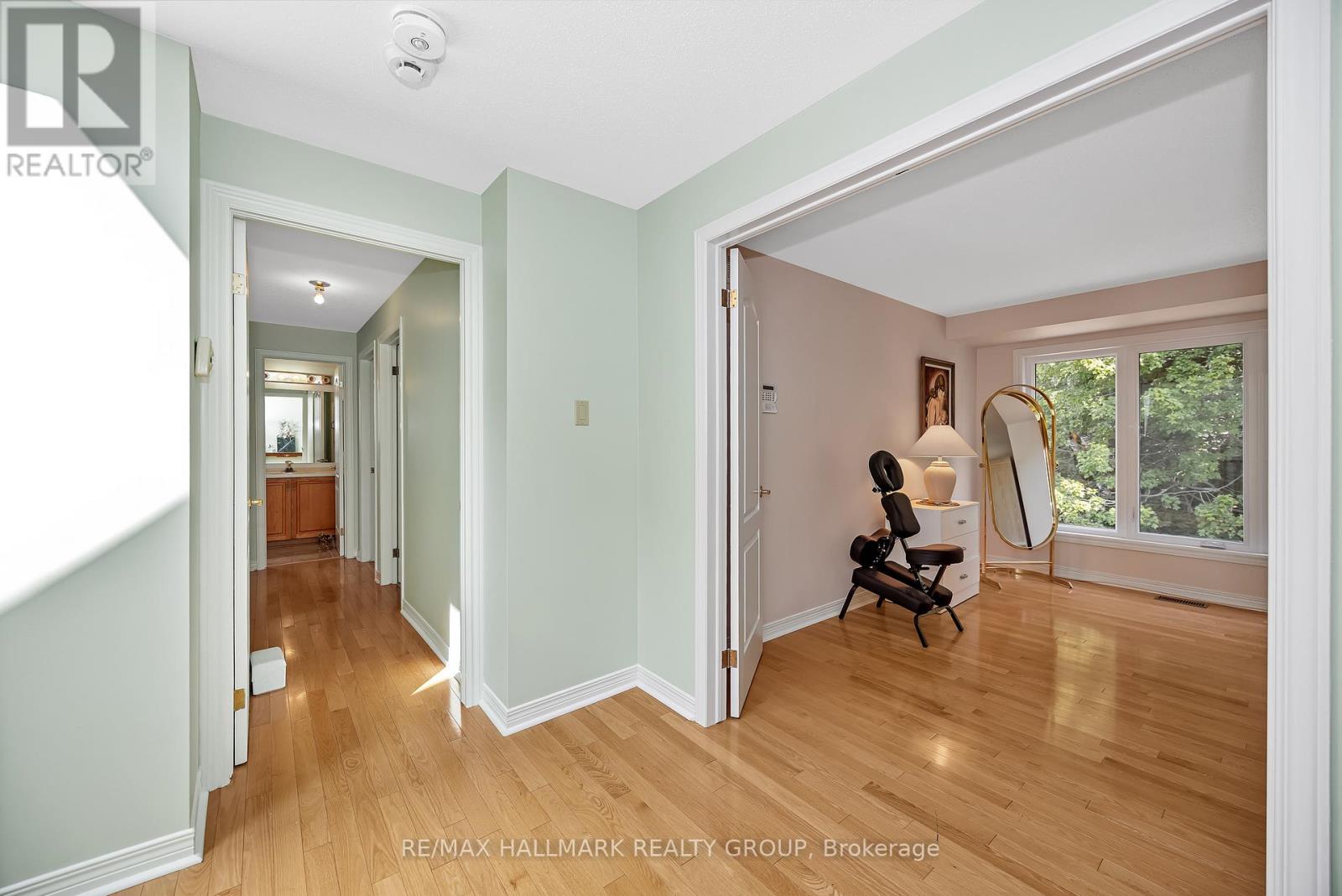 1725 Autumn Ridge Drive, Ottawa, Ontario  K1C 6Z1 - Photo 30 - X12395766