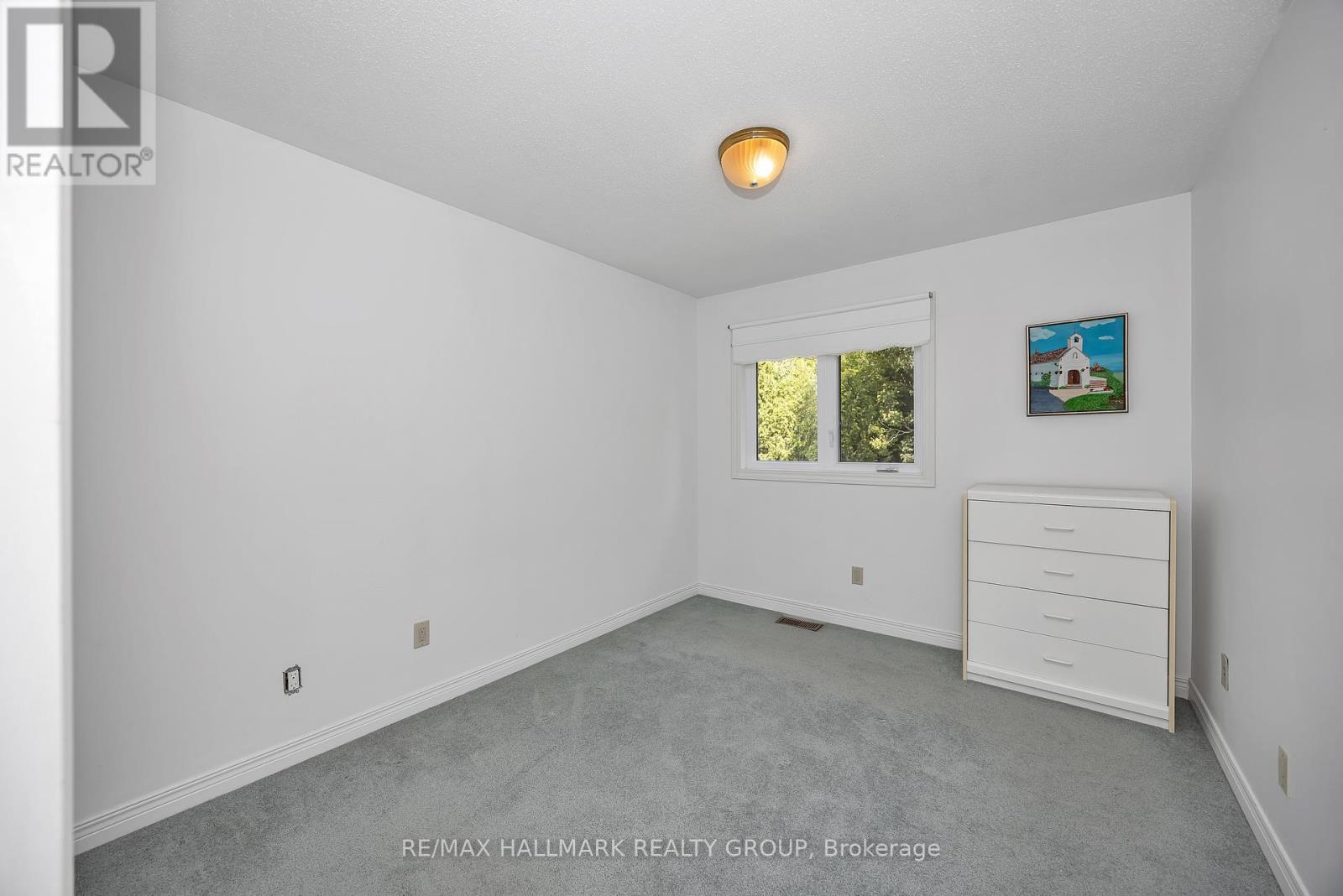 1725 Autumn Ridge Drive, Ottawa, Ontario  K1C 6Z1 - Photo 36 - X12395766