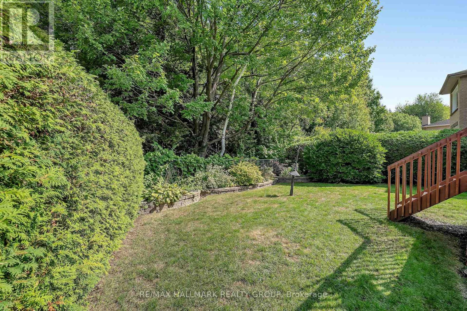 1725 Autumn Ridge Drive, Ottawa, Ontario  K1C 6Z1 - Photo 49 - X12395766