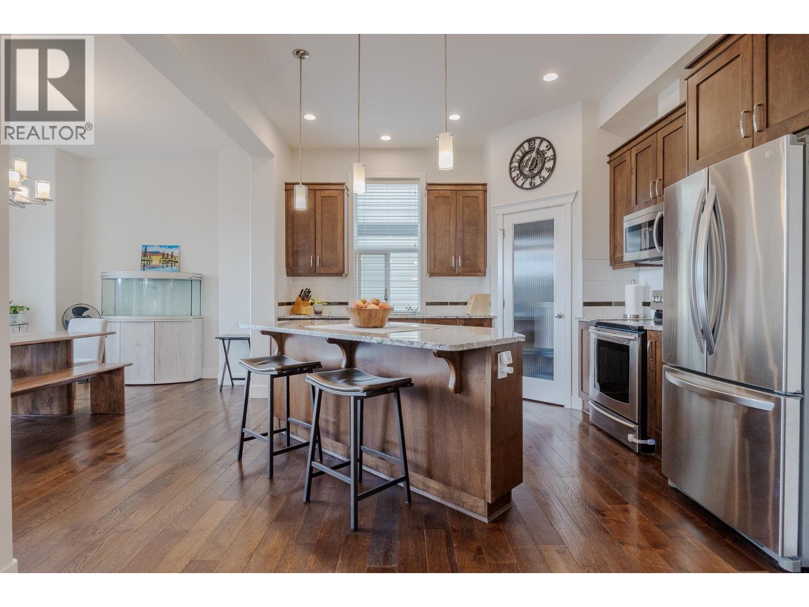 3472 Galloway Avenue, Coquitlam, British Columbia  V3E 0H7 - Photo 5 - R3046136