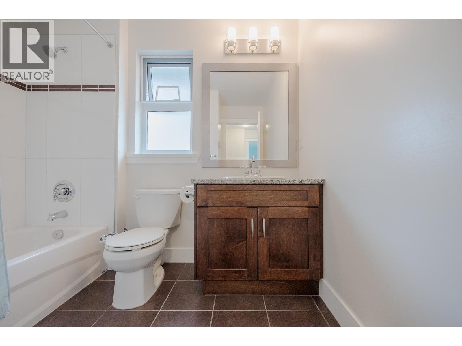 3472 Galloway Avenue, Coquitlam, British Columbia  V3E 0H7 - Photo 24 - R3046136