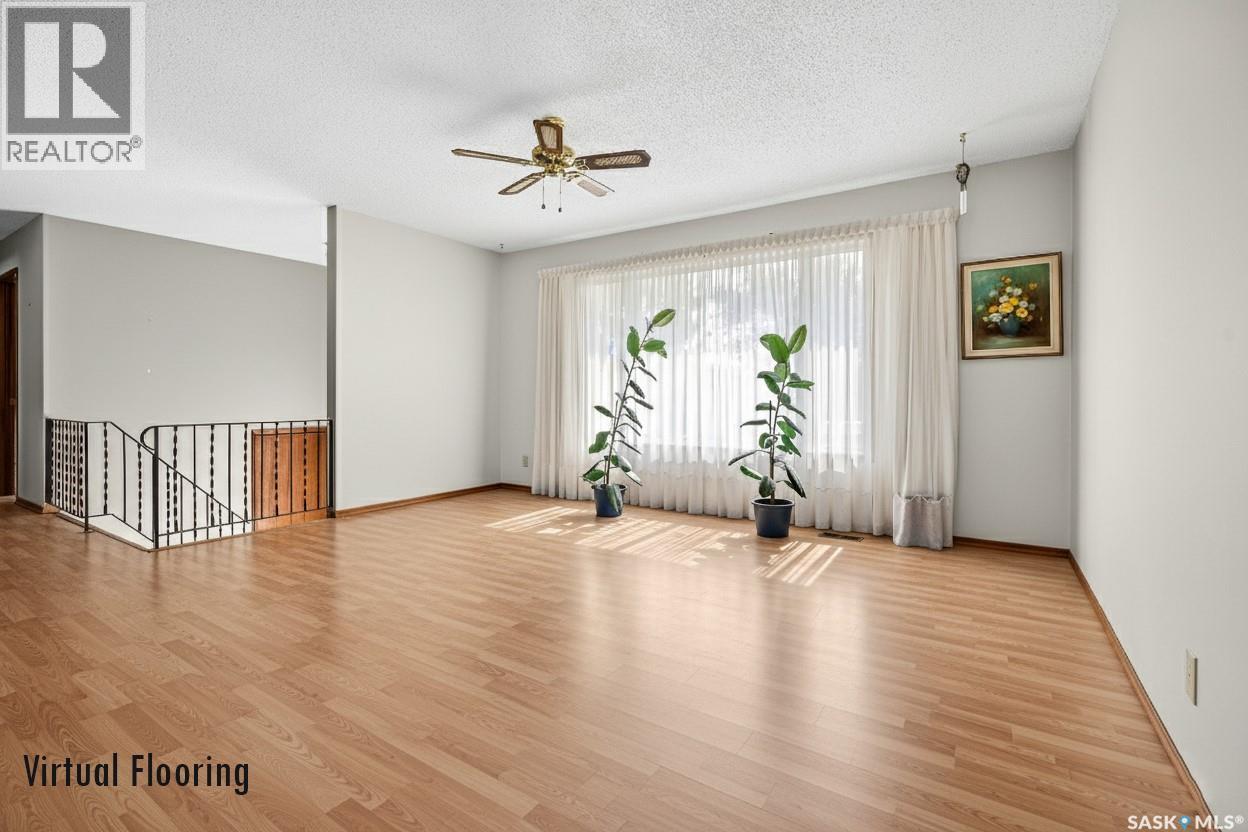 1051 Corman Crescent, Moose Jaw, Saskatchewan  S6H 6V5 - Photo 10 - SK018028
