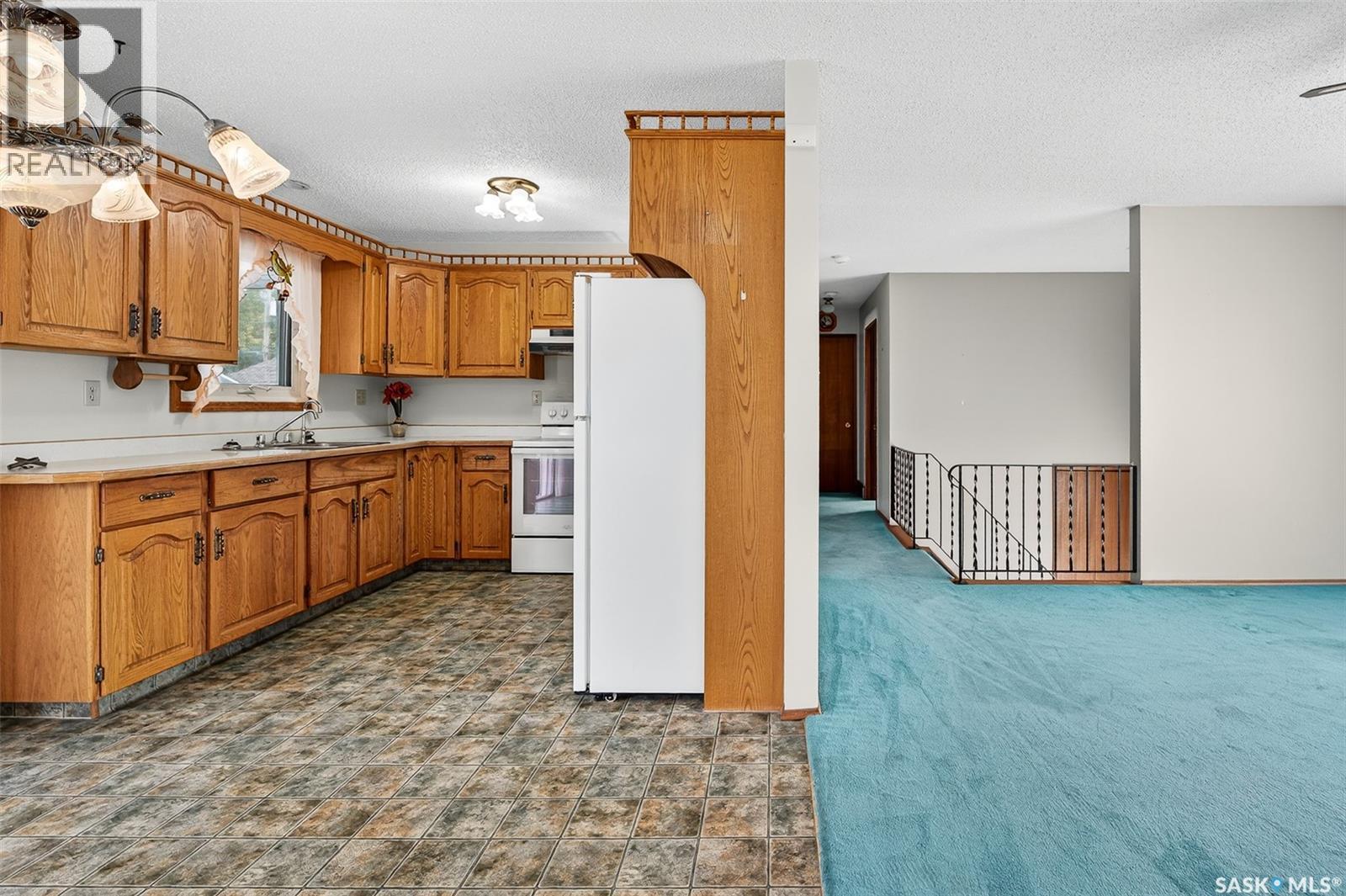 1051 Corman Crescent, Moose Jaw, Saskatchewan  S6H 6V5 - Photo 25 - SK018028