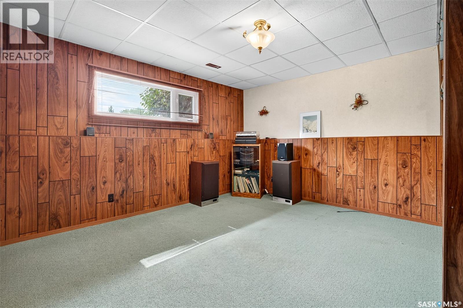 1051 Corman Crescent, Moose Jaw, Saskatchewan  S6H 6V5 - Photo 34 - SK018028