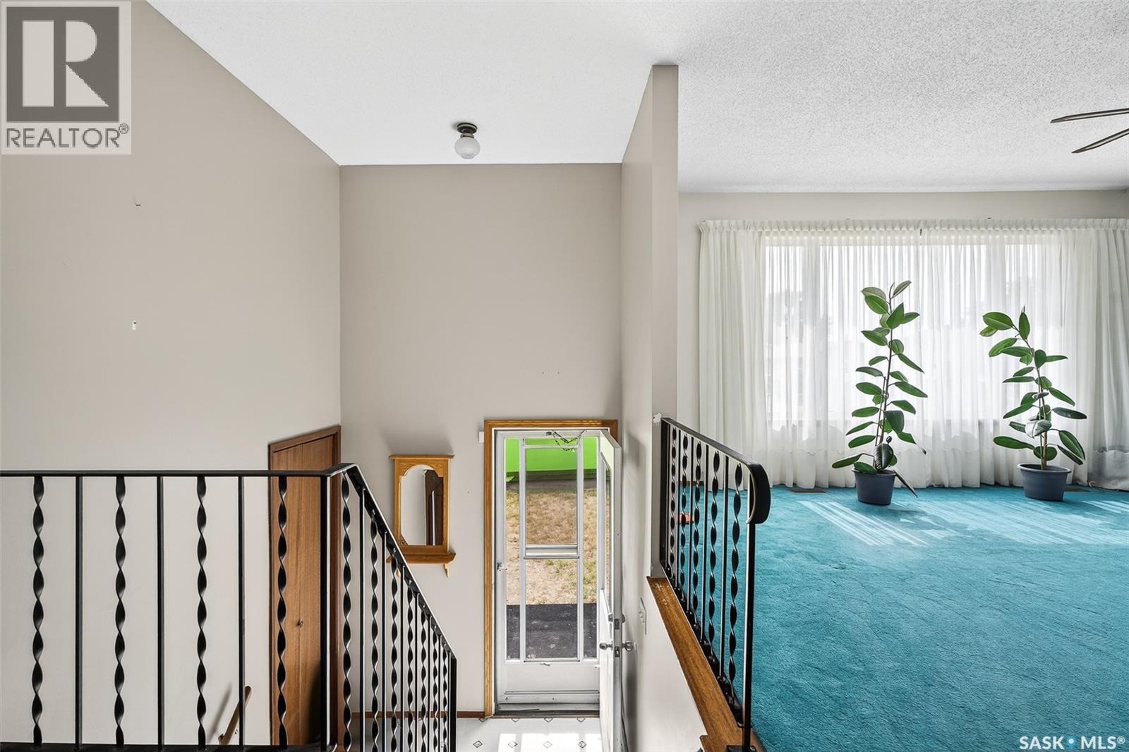 1051 Corman Crescent, Moose Jaw, Saskatchewan  S6H 6V5 - Photo 9 - SK018028