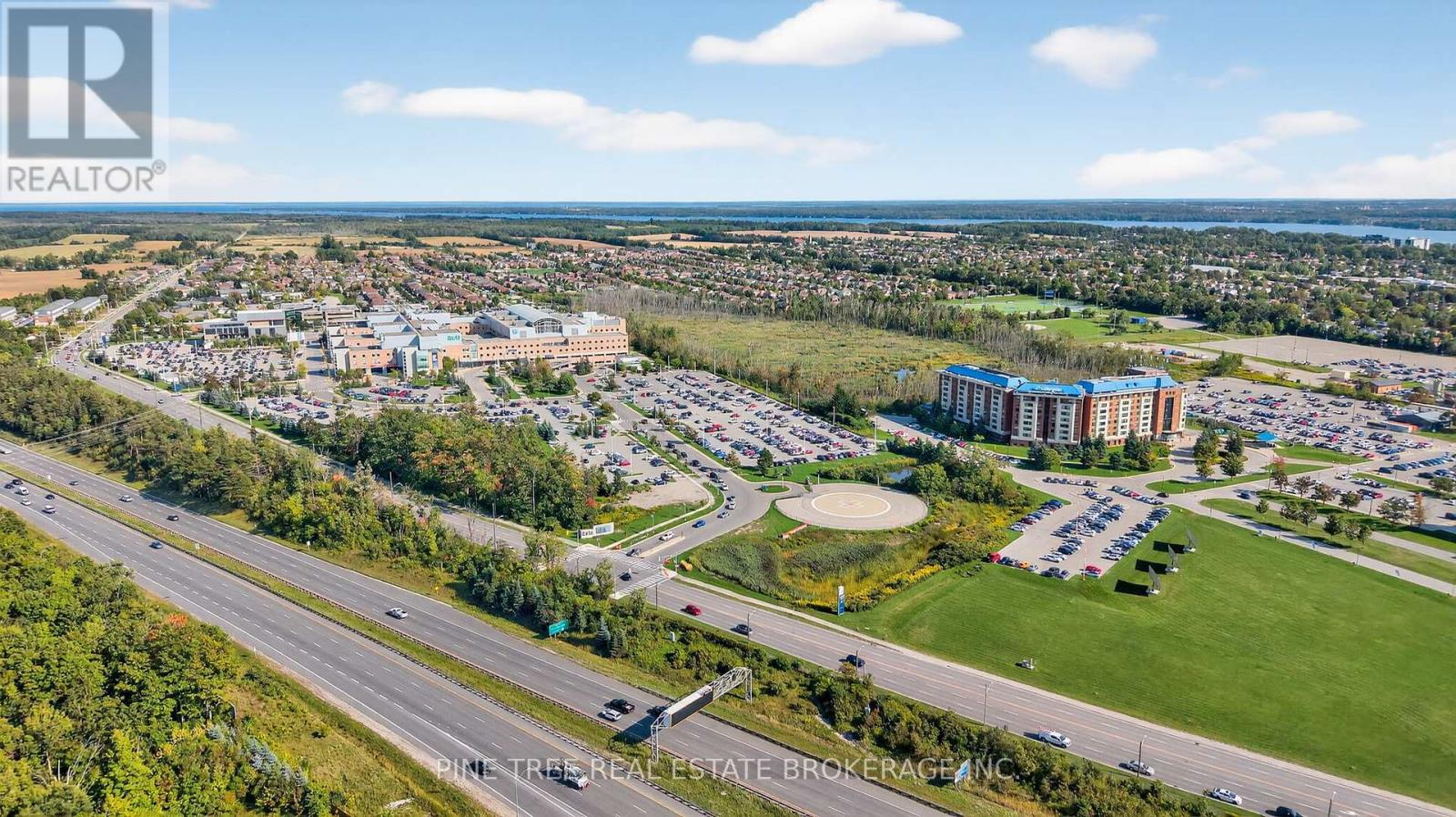 305 - 58 Lakeside Terrace, Barrie, Ontario  L0K 1S0 - Photo 28 - S12395770