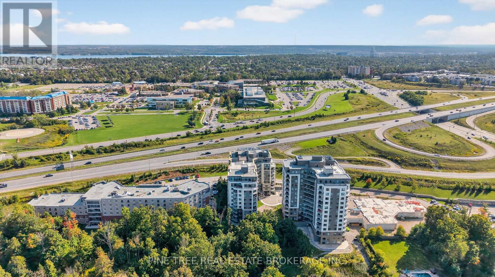 305 - 58 Lakeside Terrace, Barrie, Ontario  L0K 1S0 - Photo 29 - S12395770