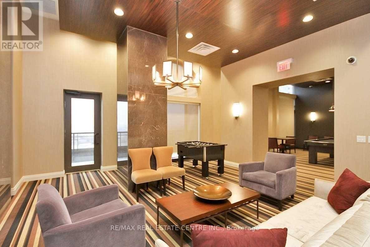 501 - 385 Prince Of Wales Drive, Mississauga, Ontario  L5B 0A1 - Photo 3 - W12393772