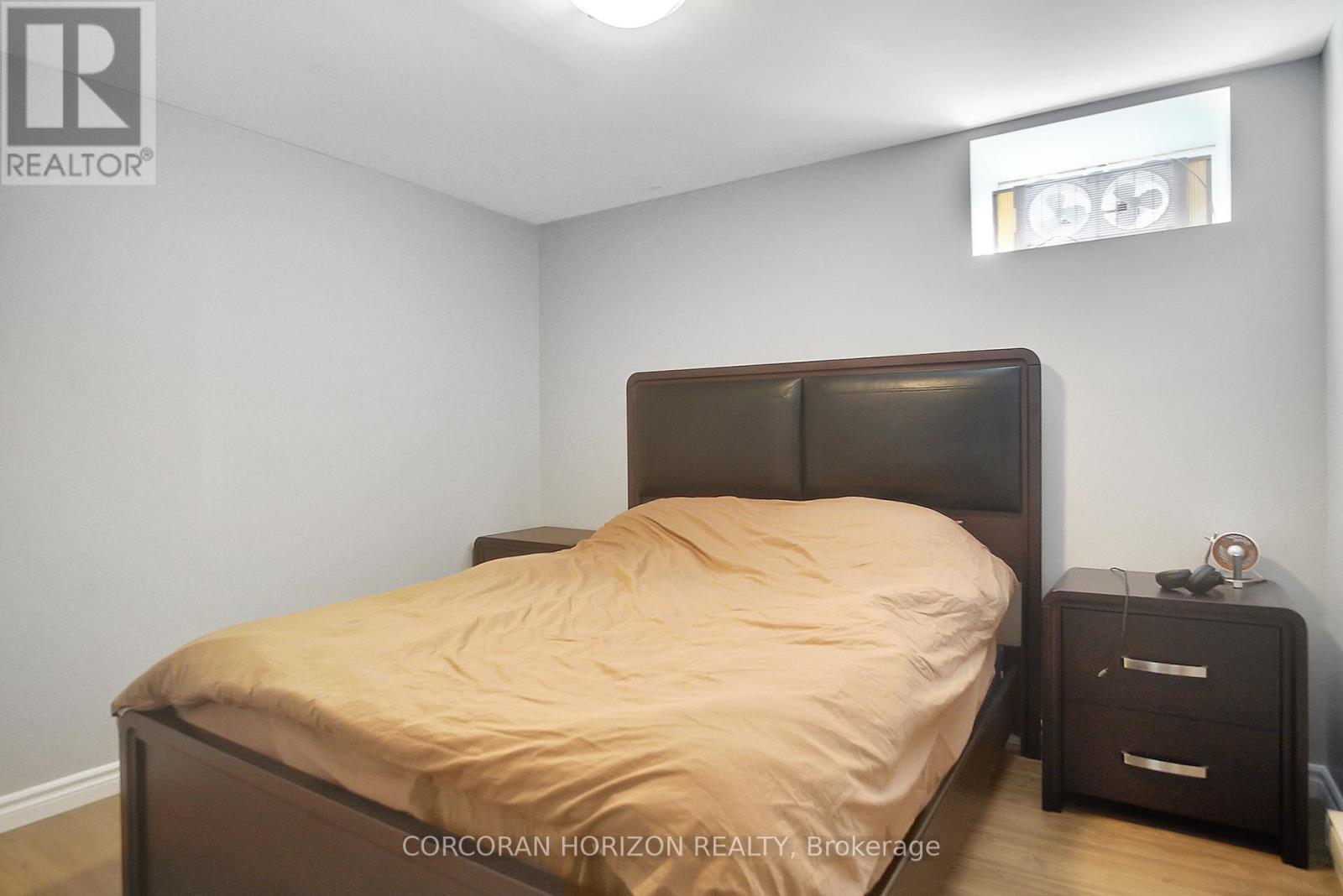 17 Shaw Avenue W, Cambridge, Ontario  N3C 1E3 - Photo 17 - X12395758