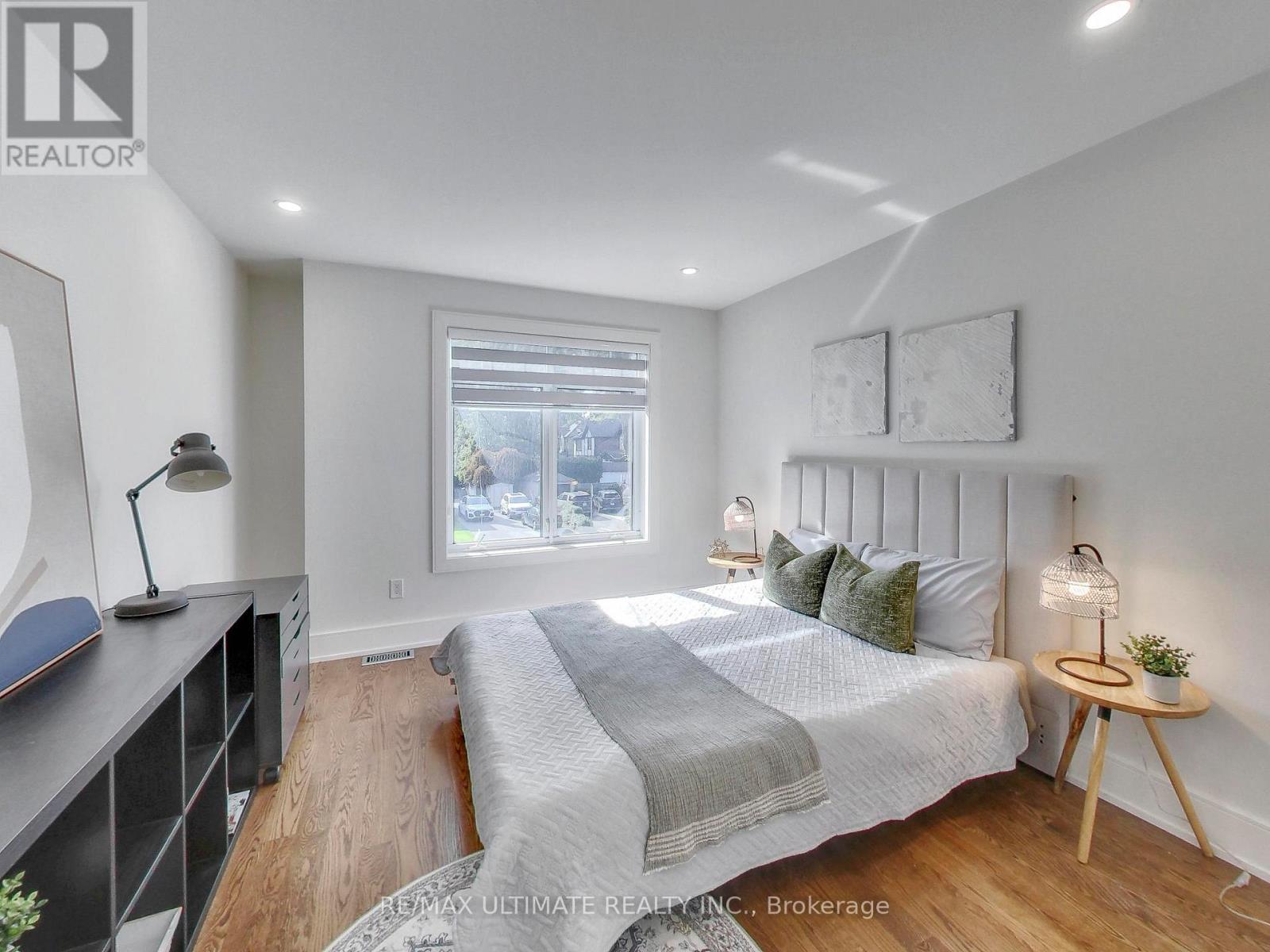 35 Fleming Crescent, Toronto (Leaside), Ontario  M4G 2A9 - Photo 30 - C12395798