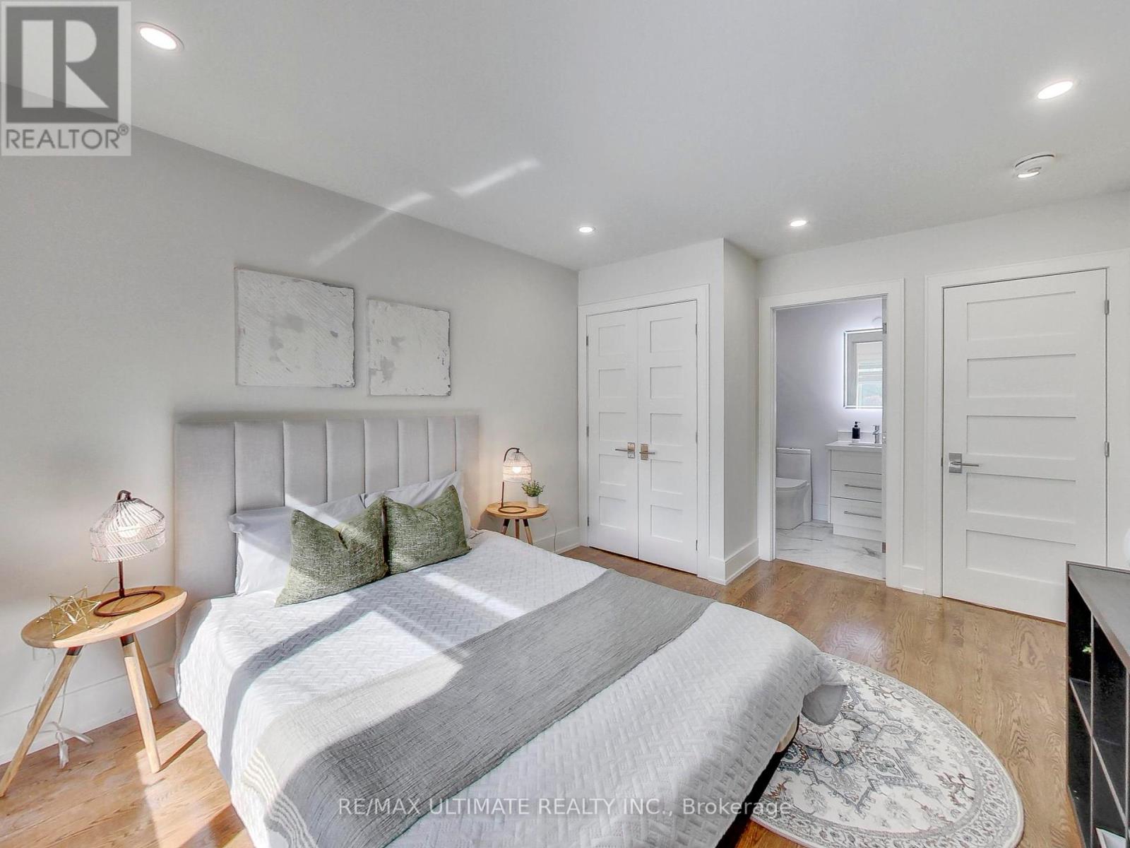 35 Fleming Crescent, Toronto (Leaside), Ontario  M4G 2A9 - Photo 31 - C12395798