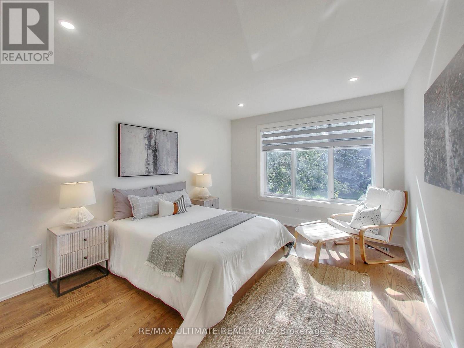 35 Fleming Crescent, Toronto (Leaside), Ontario  M4G 2A9 - Photo 33 - C12395798