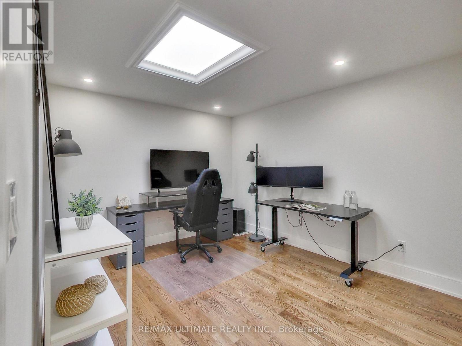 35 Fleming Crescent, Toronto (Leaside), Ontario  M4G 2A9 - Photo 35 - C12395798