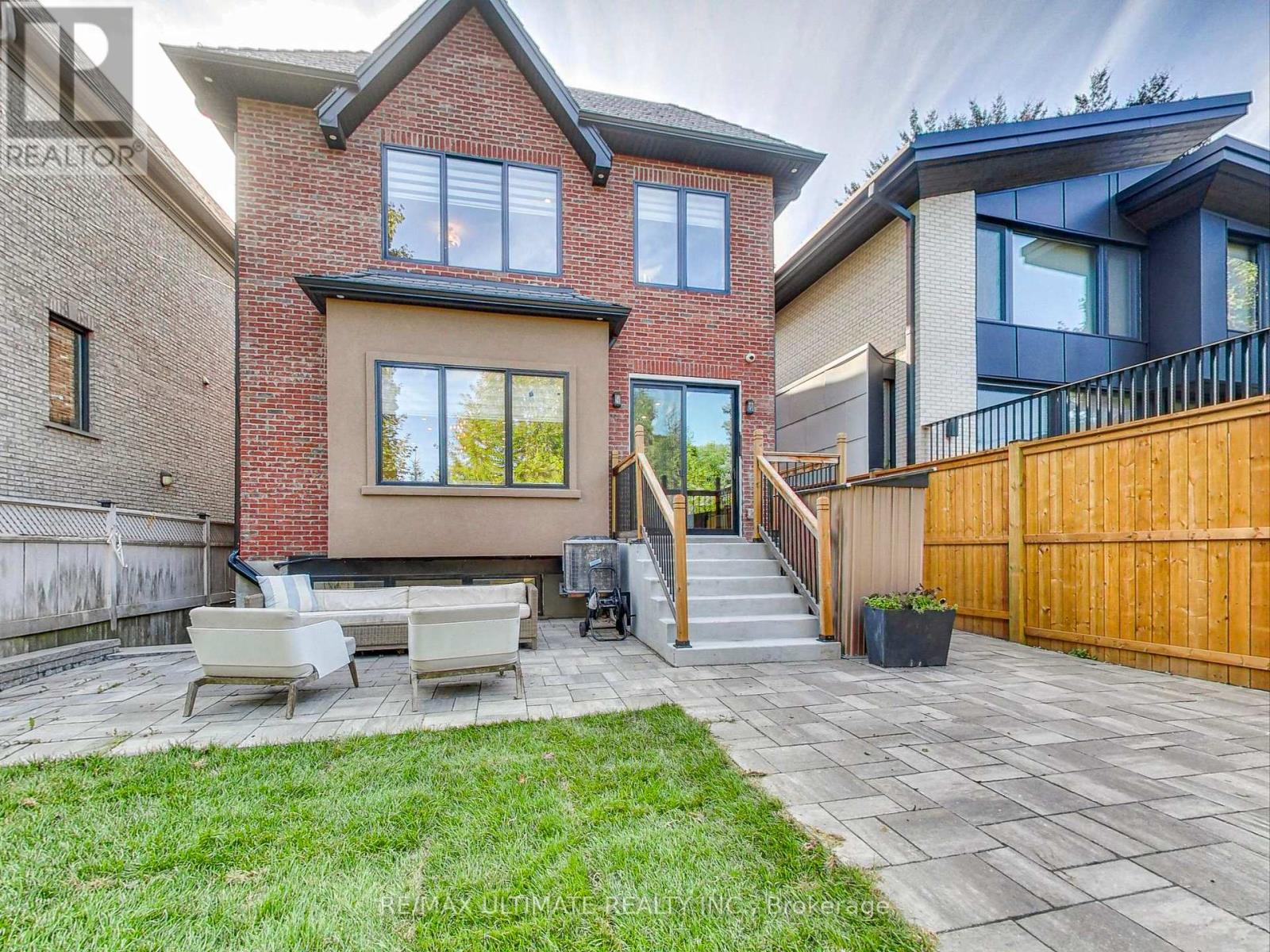 35 Fleming Crescent, Toronto (Leaside), Ontario  M4G 2A9 - Photo 46 - C12395798