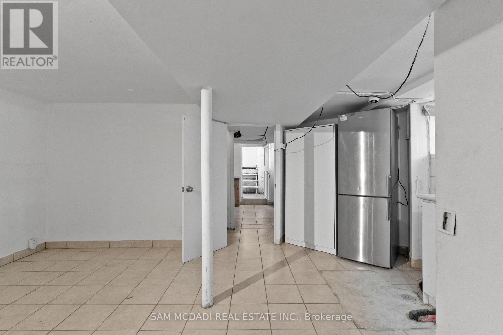 415 Crawford Street, Toronto, Ontario  M6G 3J7 - Photo 21 - C12395807