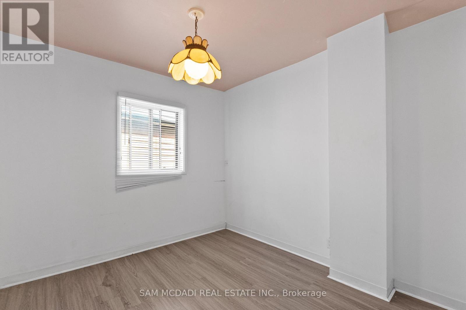 415 Crawford Street, Toronto, Ontario  M6G 3J7 - Photo 27 - C12395807