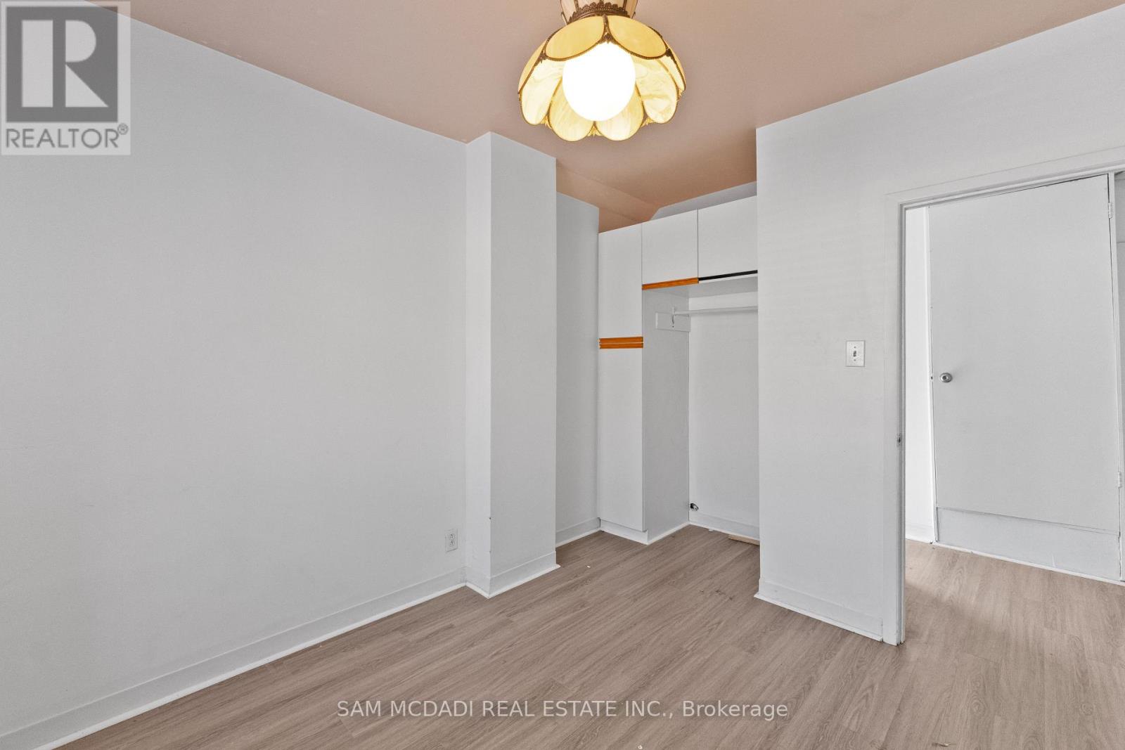 415 Crawford Street, Toronto, Ontario  M6G 3J7 - Photo 28 - C12395807
