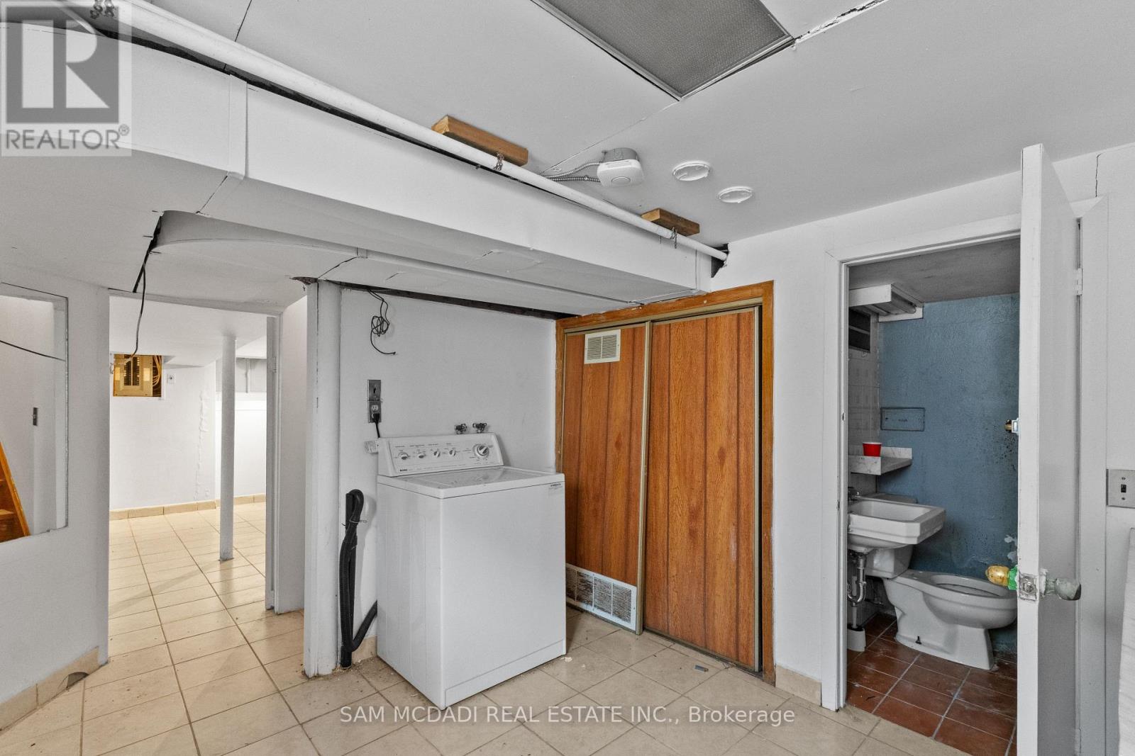 415 Crawford Street, Toronto, Ontario  M6G 3J7 - Photo 38 - C12395807