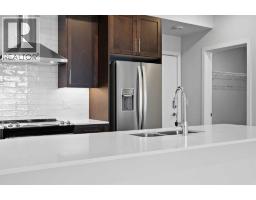 320, 255 Les Jardins Park Se Douglasdale/Glen, Calgary, Ca