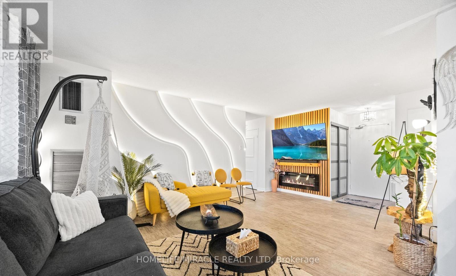 1010 - 120 Dundalk Drive, Toronto, Ontario  M1P 4V9 - Photo 4 - E12395523
