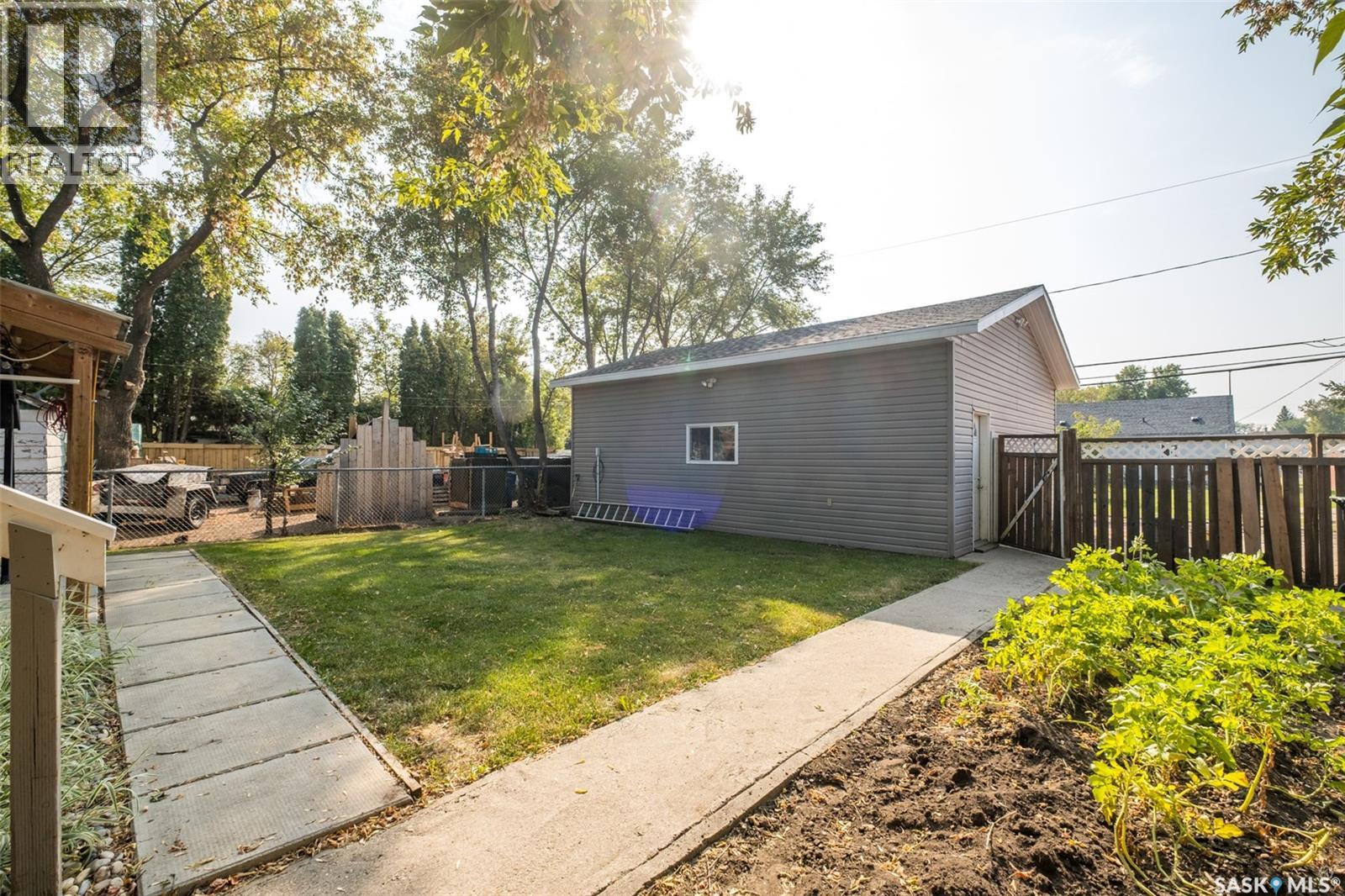 441 6th Street E, Prince Albert, Saskatchewan  S6V 0N3 - Photo 27 - SK017984