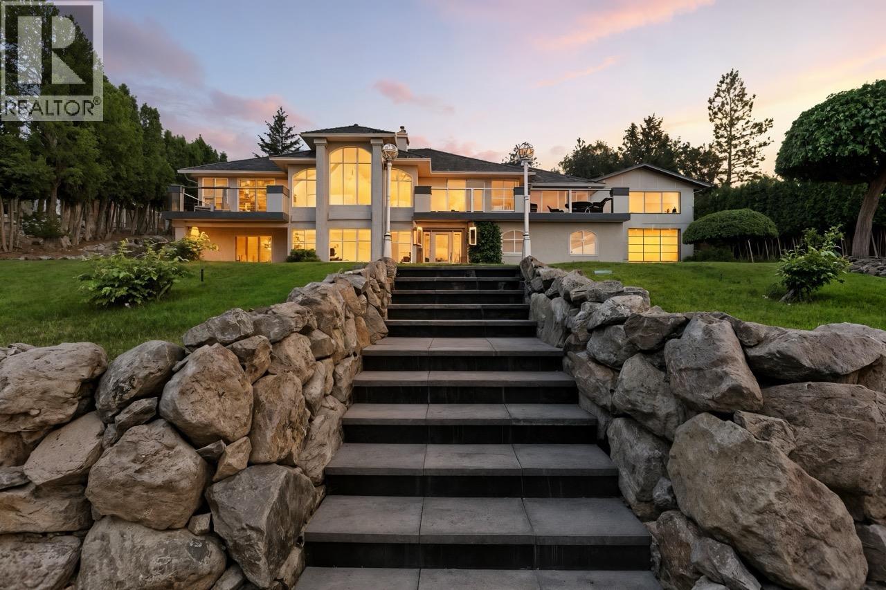 2015 High Country Boulevard, Kamloops, British Columbia