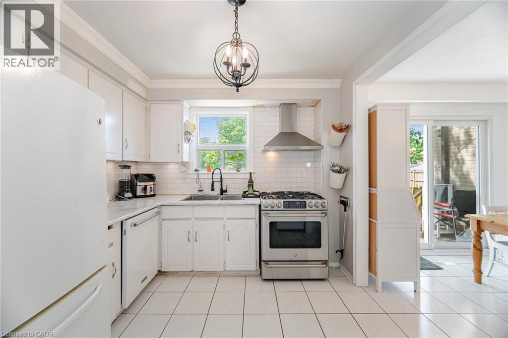 Property at 2698 LUNDENE Road image 1