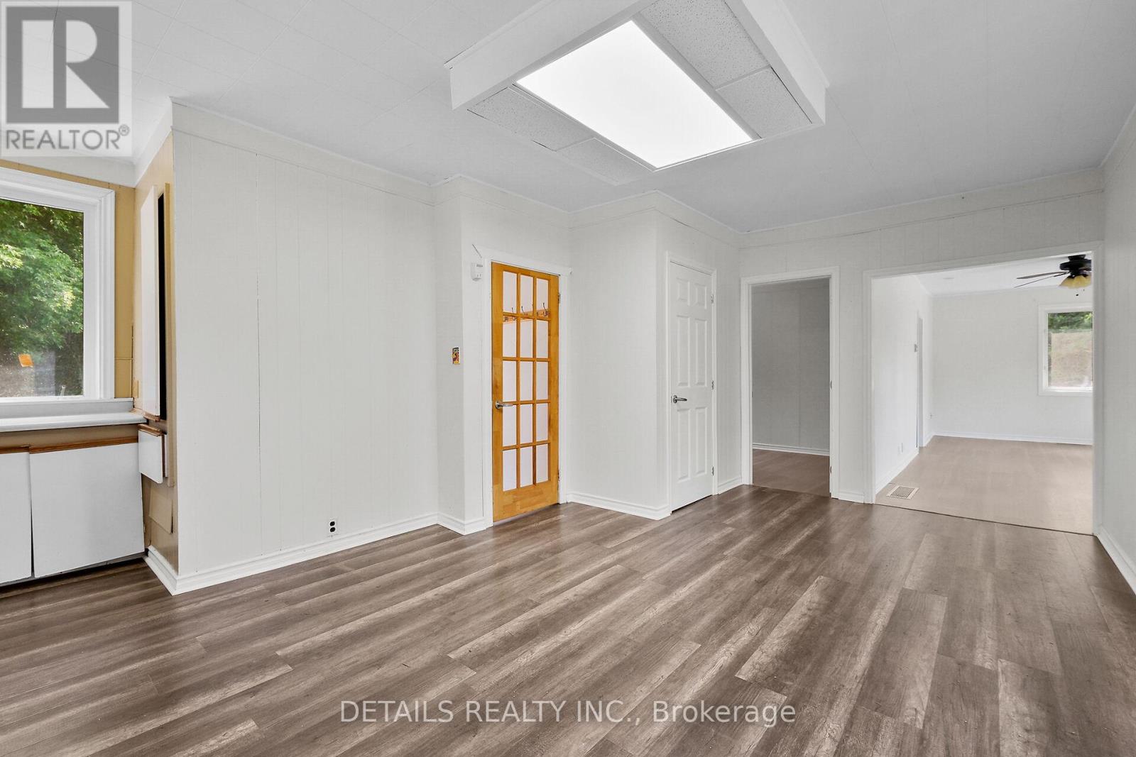 1688 Russell Road, Clarence-Rockland, Ontario  K0A 1E0 - Photo 5 - X12395822