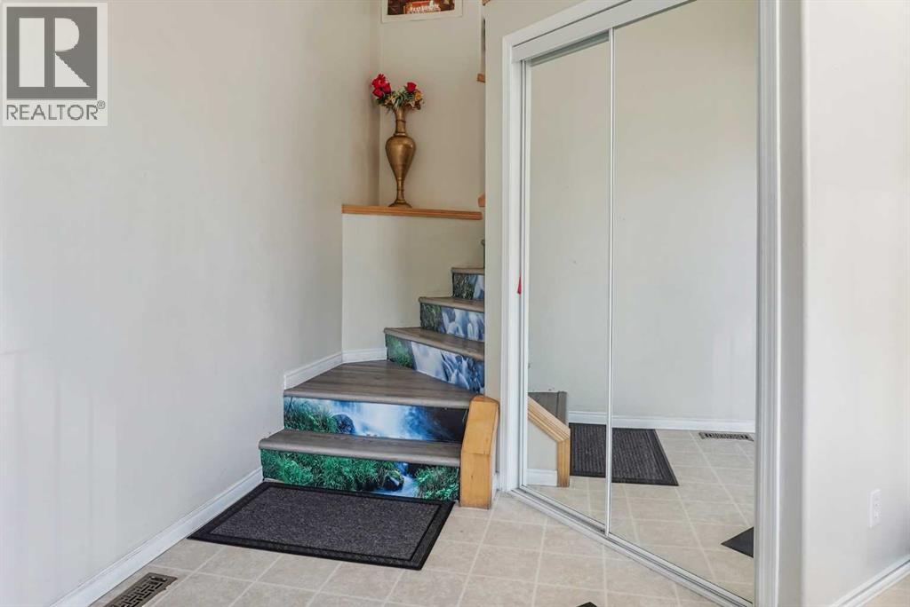 Property at 409 Red Crow Boulevard W image 3