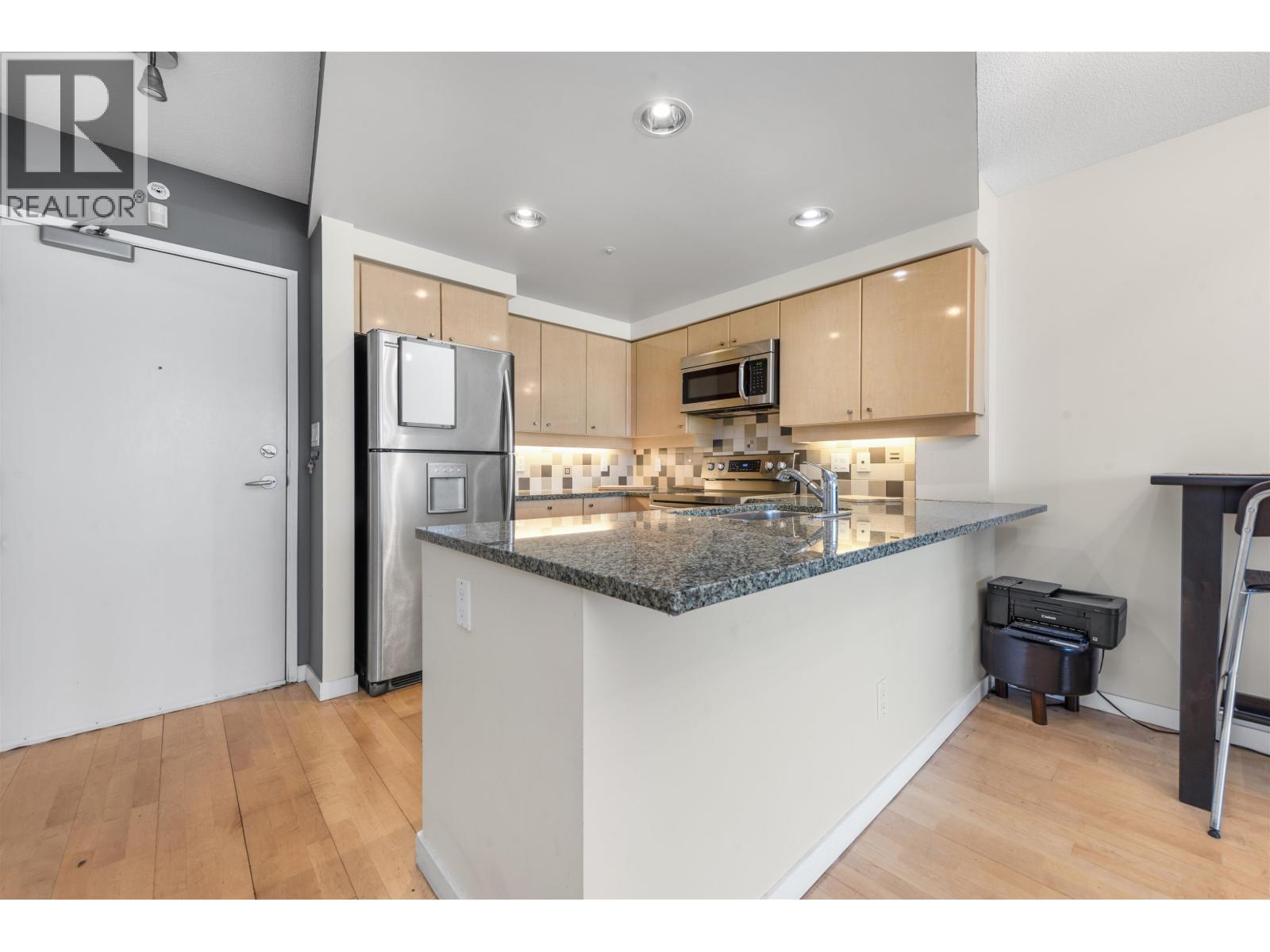 1708 1008 Cambie Street, Vancouver, British Columbia  V6B 6J7 - Photo 2 - R3046493