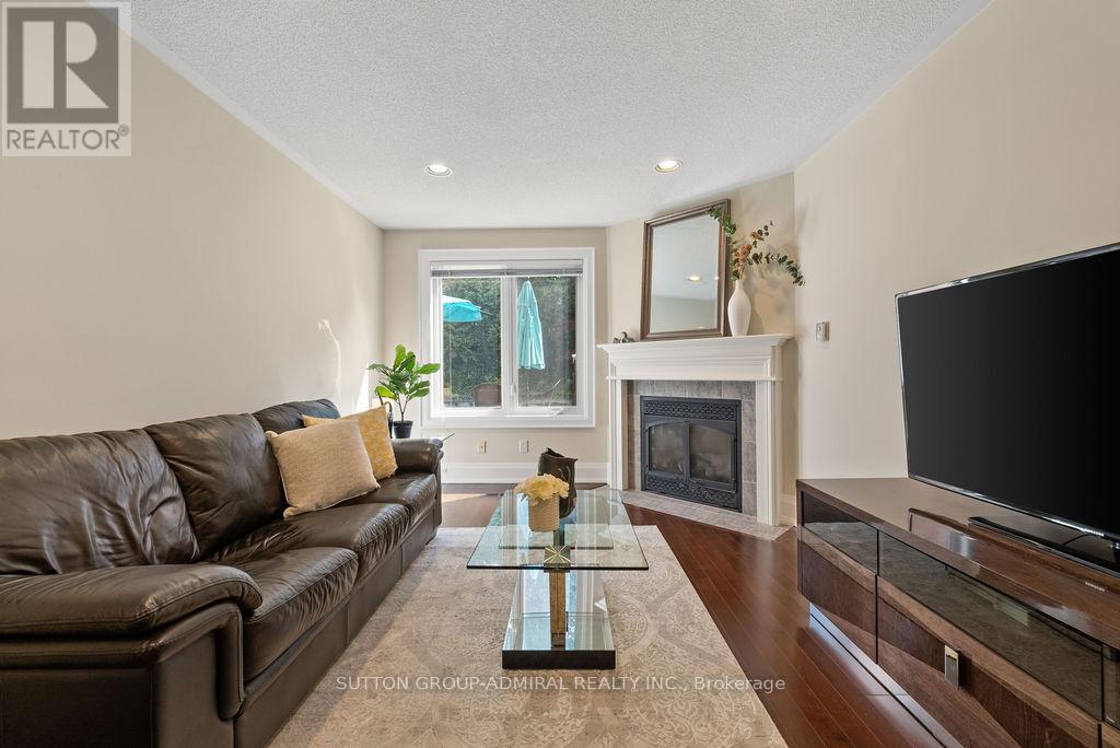 40 Joshua Court, Vaughan, Ontario  L4J 8B6 - Photo 16 - N12395794