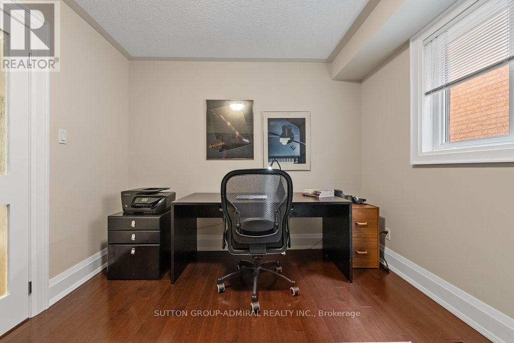 40 Joshua Court, Vaughan, Ontario  L4J 8B6 - Photo 22 - N12395794