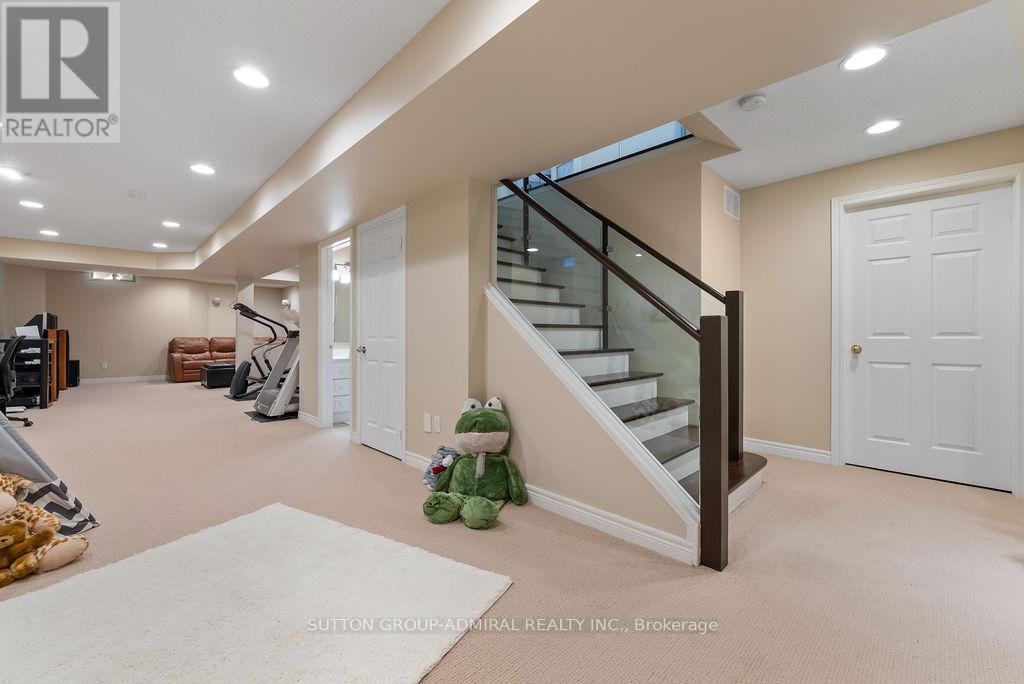 40 Joshua Court, Vaughan, Ontario  L4J 8B6 - Photo 36 - N12395794