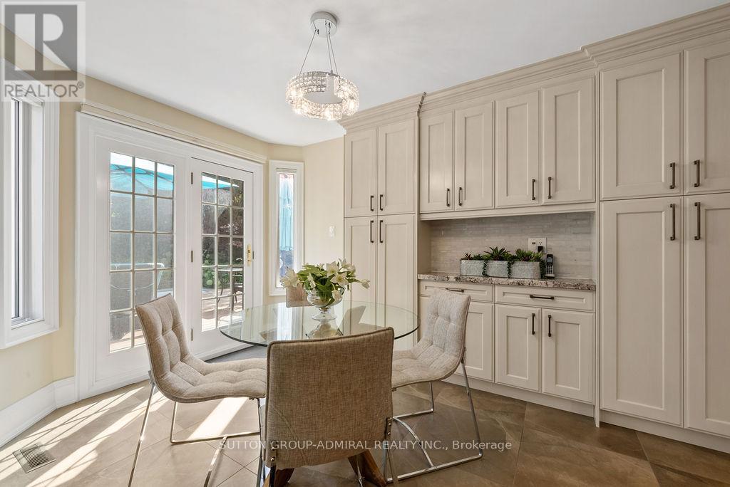 40 Joshua Court, Vaughan, Ontario  L4J 8B6 - Photo 19 - N12395794