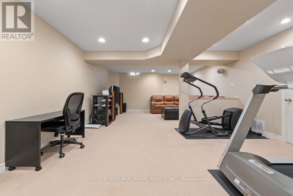 40 Joshua Court, Vaughan, Ontario  L4J 8B6 - Photo 37 - N12395794