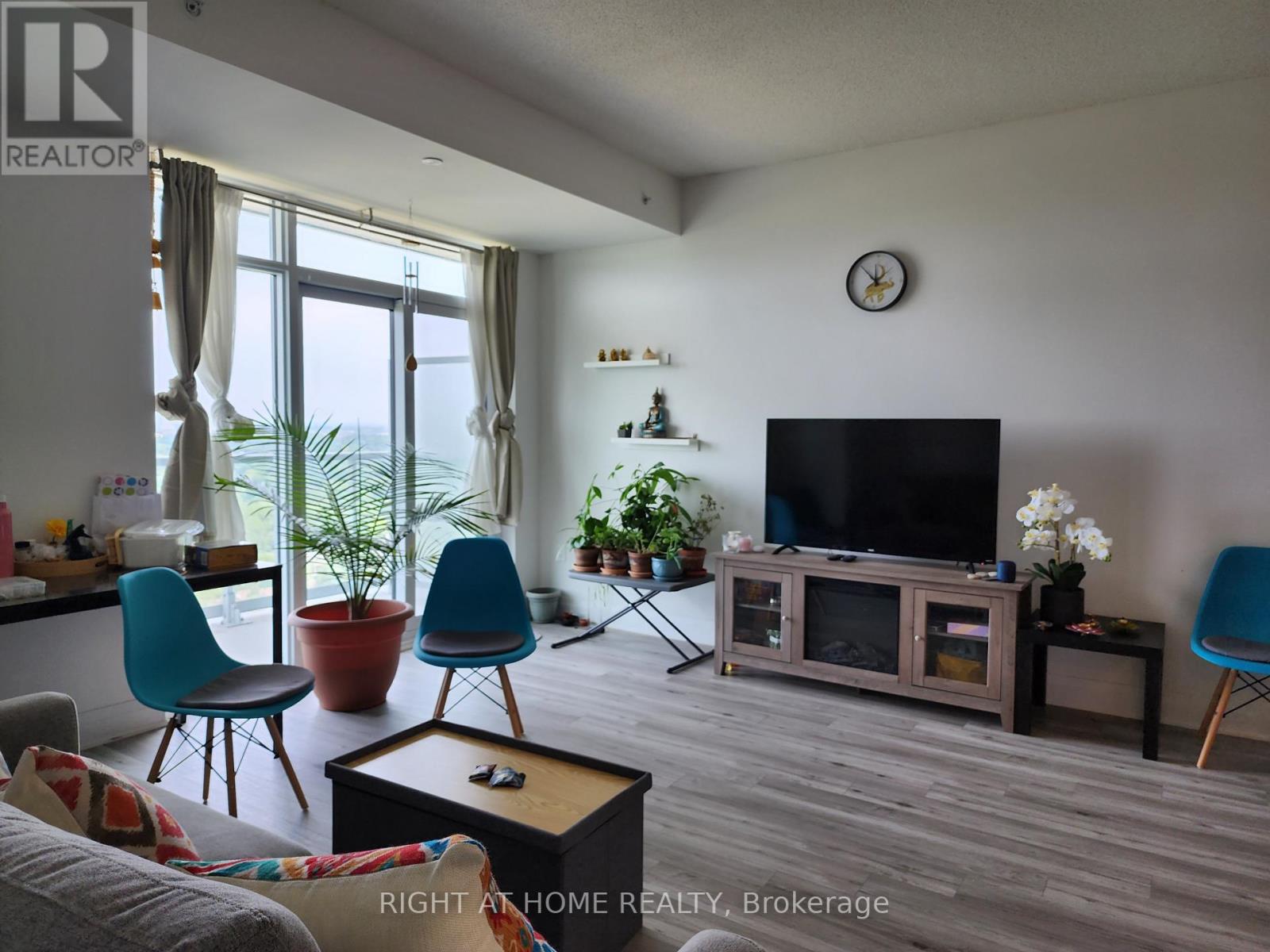 1702 - 3220 Sheppard Avenue E, Toronto, Ontario  M1T 0B7 - Photo 7 - E12395844
