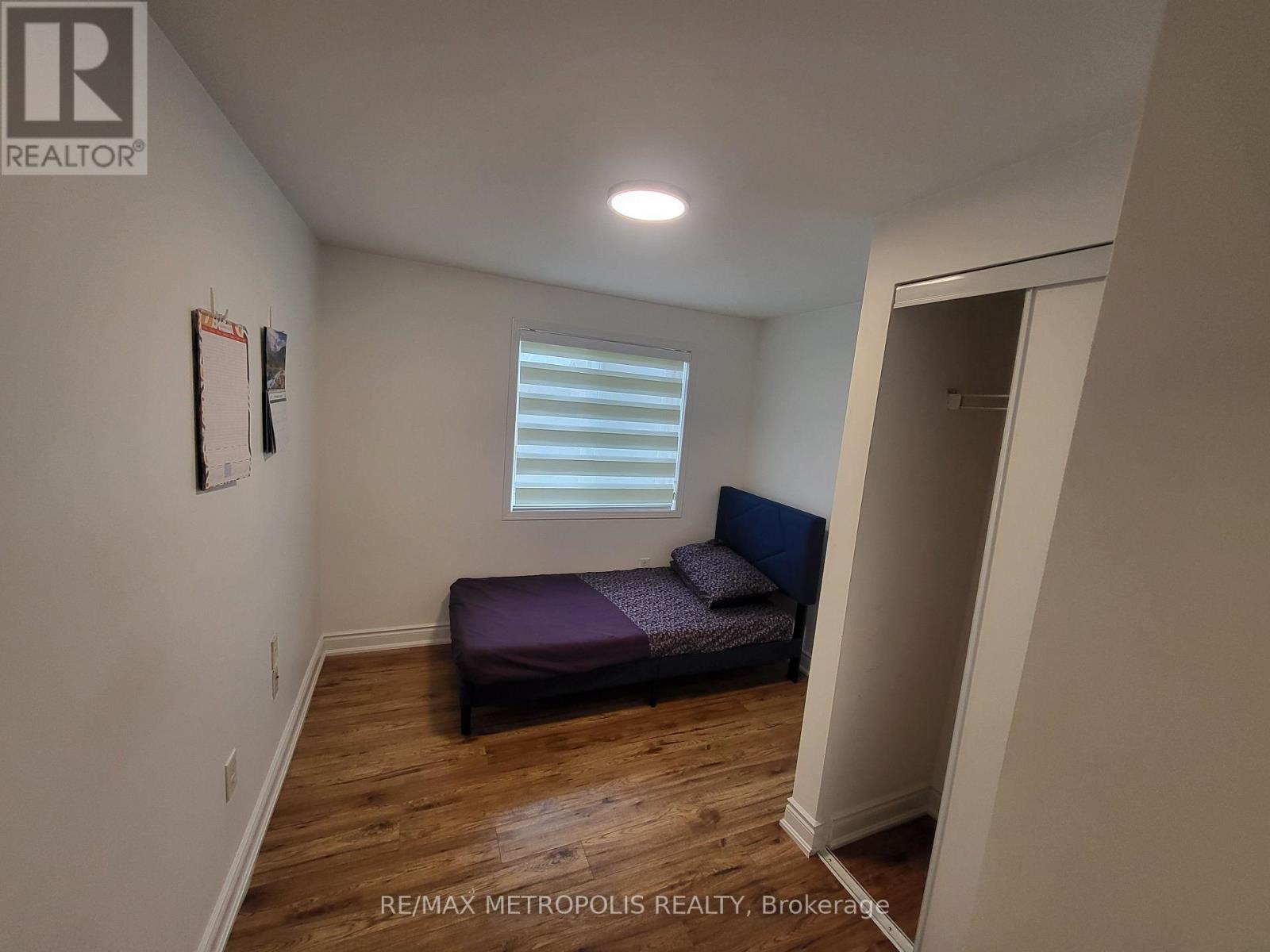 42 Larkin Drive, Barrie, Ontario  L4M 7B2 - Photo 16 - S12395830