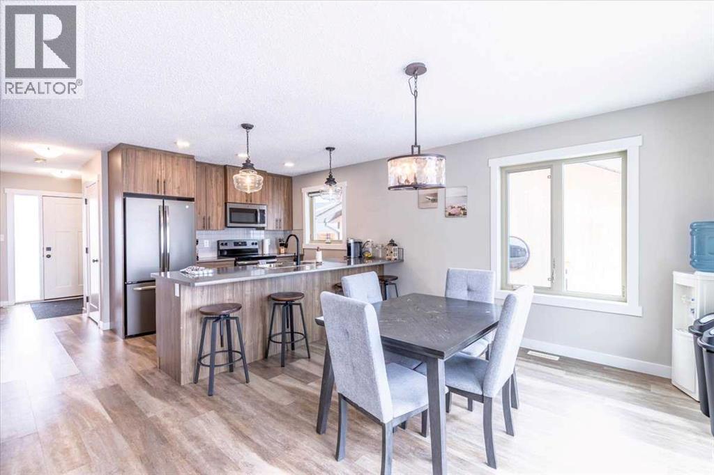 33 Lakeshore Drive, Grandview, Alberta  T0C 2V0 - Photo 3 - A2256082