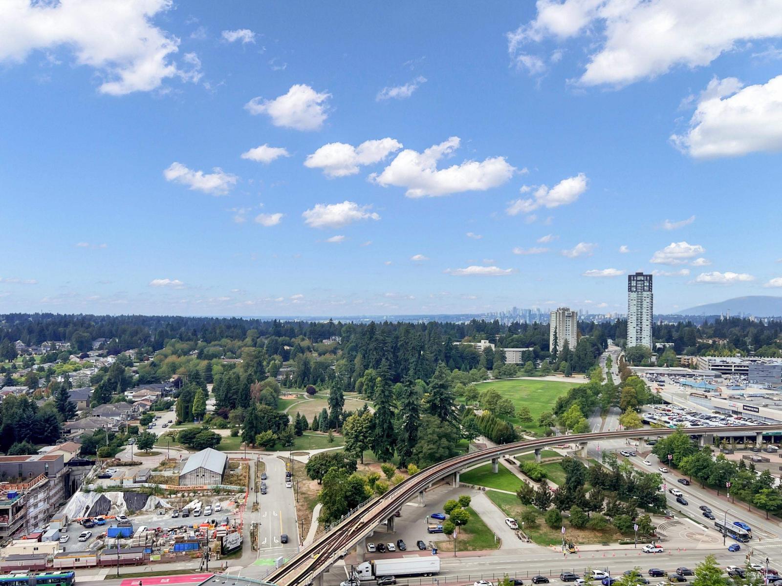 2404 9887 WHALLEY BOULEVARD, Surrey, British Columbia