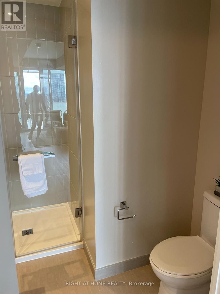 2905 - 3900 Confederation Parkway, Mississauga, Ontario  L5B 0M3 - Photo 11 - W12395831