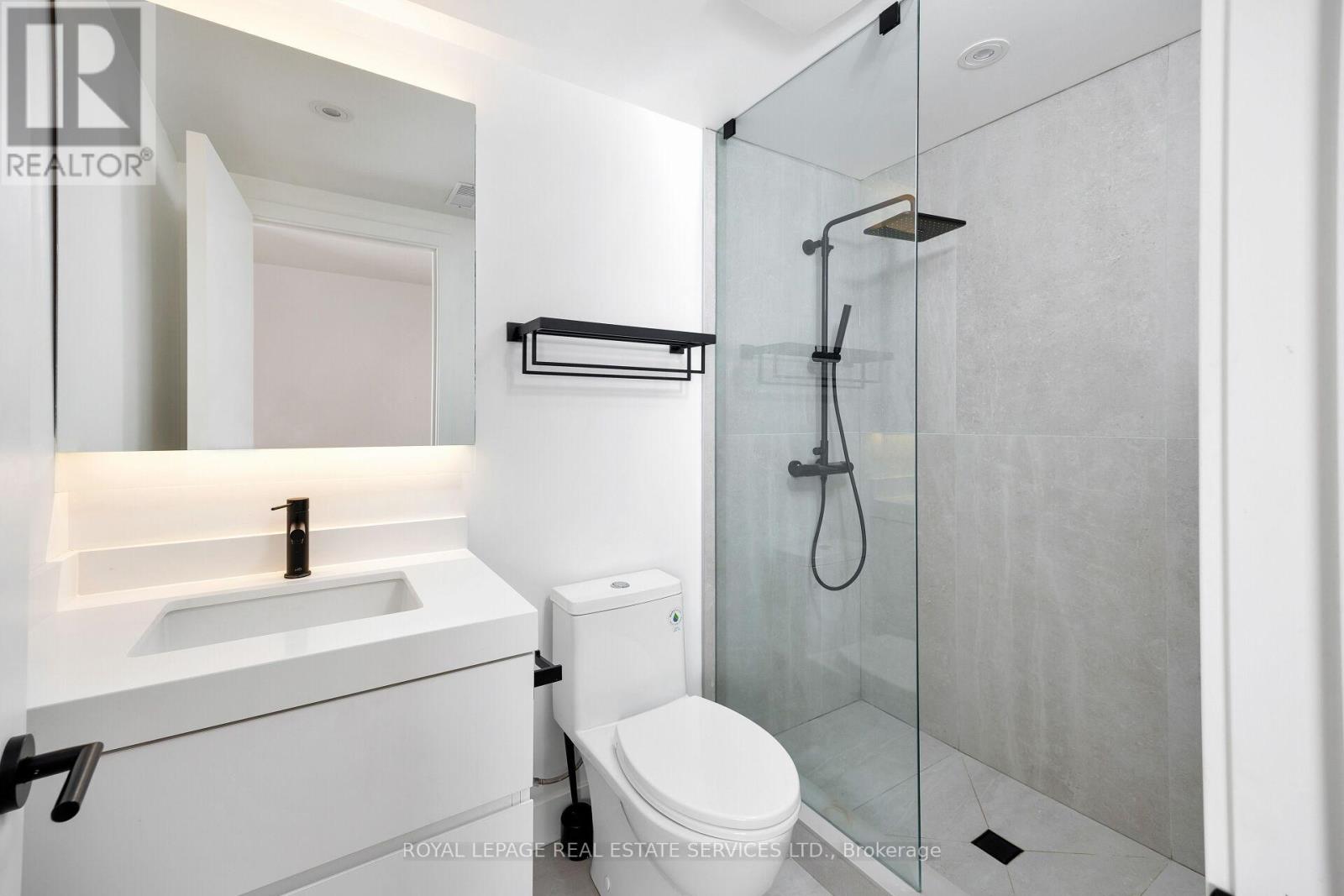 1405 Acton Crescent, Oakville (Mo Morrison), Ontario  L6J 2S6 - Photo 46 - W12395848