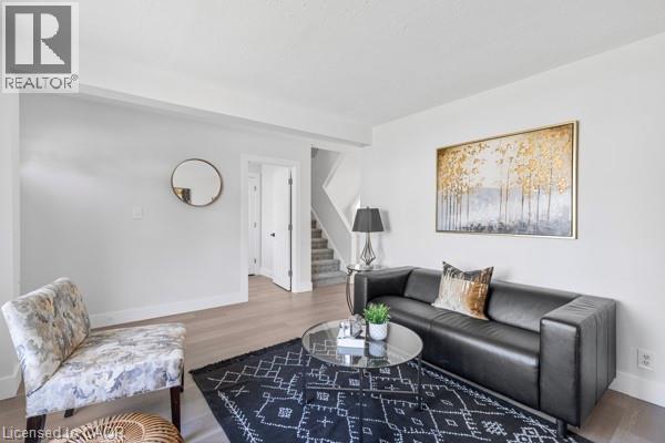 205 East 26th Street, Hamilton, Ontario  L8V 3C7 - Photo 9 - 40768230