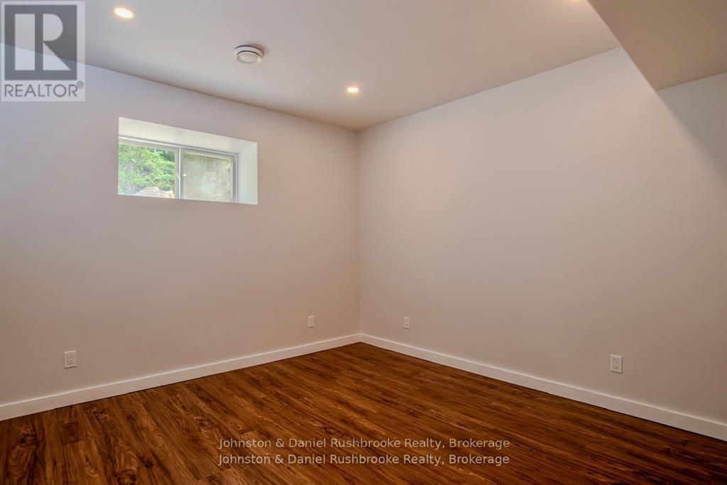 1267 Silver Lake Road, Gravenhurst, Ontario  P1P 1G0 - Photo 25 - X12395861