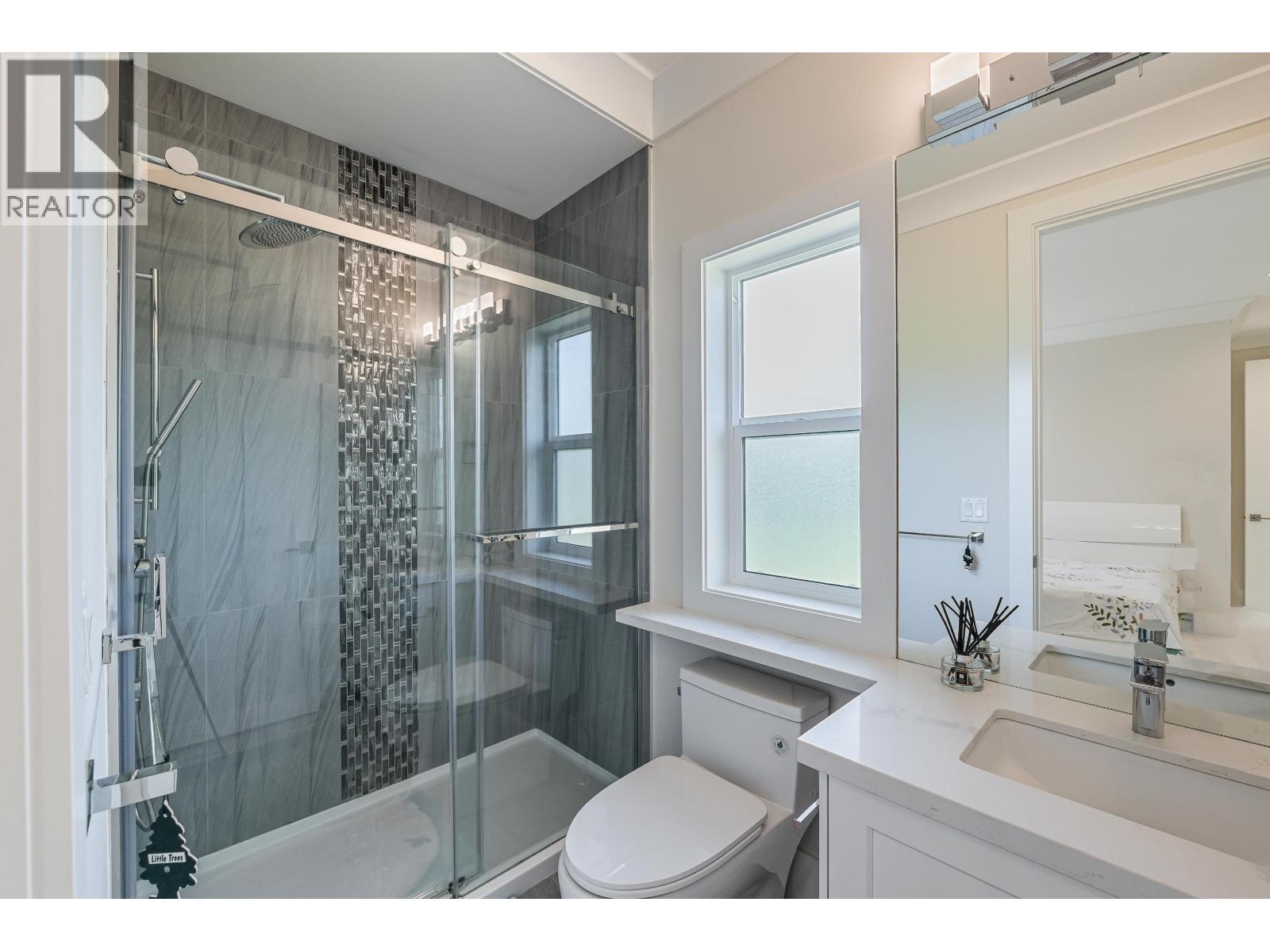 8511 Sierpina Drive, Richmond, British Columbia  V7A 4M8 - Photo 30 - R3046564